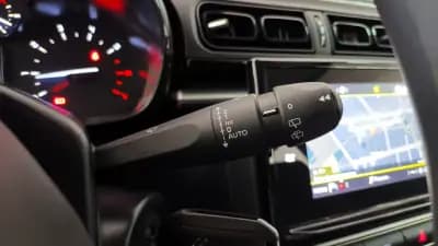 Vendo Citroën C3 VAN 2020 - 13618 EUR, 92936 km - AUTO.MOTO.pt