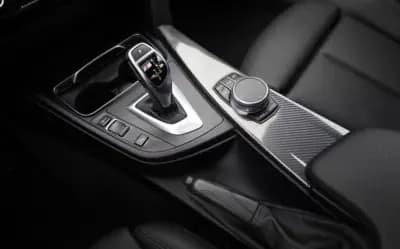 Vendo BMW 2018 - 43990 EUR, 61489 km - AUTO.MOTO.pt