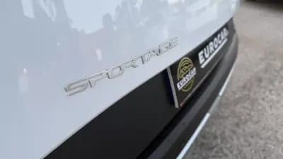 Vendo Kia Sportage 2024 - 34990 EUR, 5360 km - AUTO.MOTO.pt