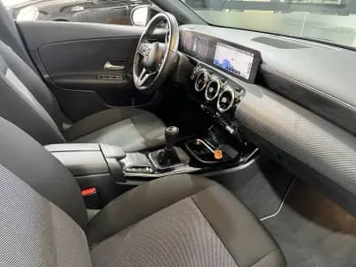 Sell Mercedes-Benz CLA 180 2020 - 25800 EUR, 83430 km - AUTO.MOTO.pt