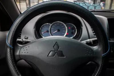 Vendo Mitsubishi L200 2010 - 19390 EUR, 192503 km - AUTO.MOTO.pt