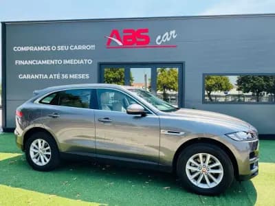 Sell Jaguar F-Pace 2017 - 24999 EUR, 78000 km - AUTO.MOTO.pt