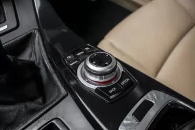 Vendo BMW 520 2010 - 11990 EUR, 252182 km - AUTO.MOTO.pt