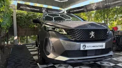 Vendo Peugeot 5008 2024 - 27500 EUR, 74938 km - AUTO.MOTO.pt