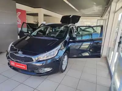 Vendo Kia Ceed SW 2015 - 8990 EUR, 144200 km - AUTO.MOTO.pt