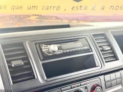 Sell Volkswagen Transporter 2018 - 18900 EUR, 174120 km - AUTO.MOTO.pt