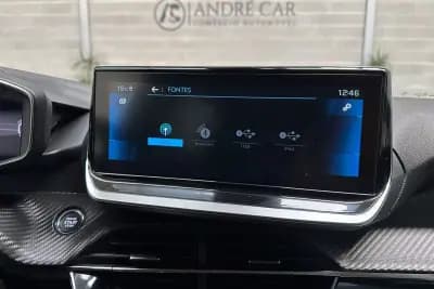 Vendo Peugeot 208 2022 - 14950 EUR, 40711 km - AUTO.MOTO.pt