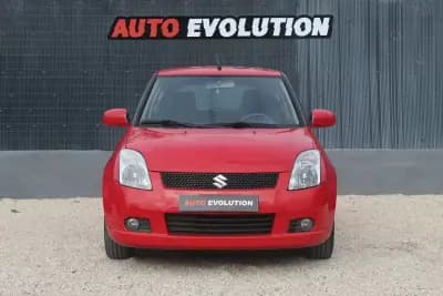 Vendo Suzuki Swift 2005 - 5400 EUR, 106000 km - AUTO.MOTO.pt