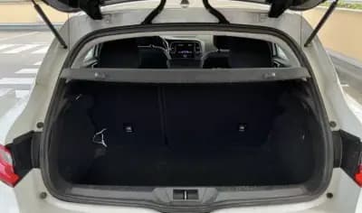 Vendo Renault Mégane 2019 - 12900 EUR, 188940 km - AUTO.MOTO.pt