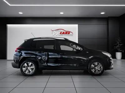 Sell Peugeot 2008 2017 - 14450 EUR, 150000 km - AUTO.MOTO.pt