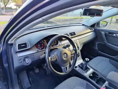 Sell Volkswagen Passat Variant 2011 - 10750 EUR, 213000 km - AUTO.MOTO.pt