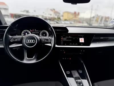 Vendo Audi A3 Sportback 2021 - 23950 EUR, 89000 km - AUTO.MOTO.pt
