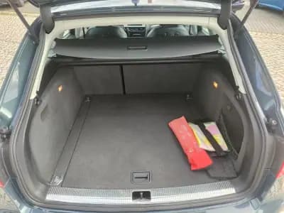 Vendo Audi A4 Avant 2010 - 9500 EUR, 292000 km - AUTO.MOTO.pt