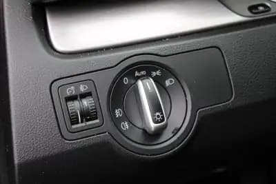 Vendo Volkswagen Passat 2011 - 10990 EUR, 174000 km - AUTO.MOTO.pt