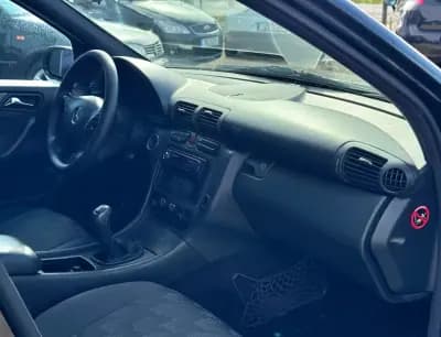 Sell Mercedes-Benz C 200 2001 - 6450 EUR, 253373 km - AUTO.MOTO.pt