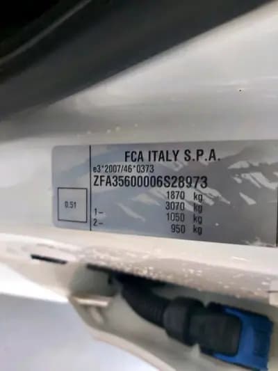 Vendo Fiat Tipo Station Wagon 2020 - 10990 EUR, 110261 km - AUTO.MOTO.pt