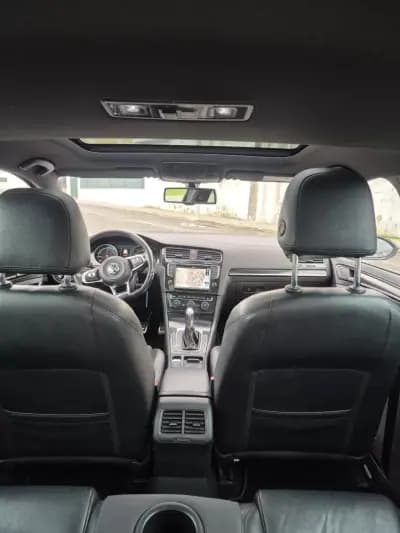 Sell Volkswagen Golf 2016 - 15490 EUR, 211638 km - AUTO.MOTO.pt