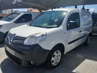Vendo Renault Kangoo 2018 - 10900 EUR, 173000 km - AUTO.MOTO.pt