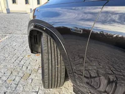 Vendo Mercedes-Benz GLE 350 2021 - 53999 EUR, 137500 km - AUTO.MOTO.pt