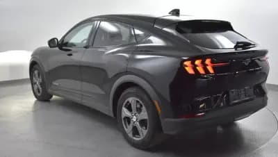 Vendo Ford Mustang Mach-E 2022 - 29000 EUR, 28000 km - AUTO.MOTO.pt