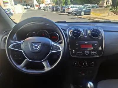 Vendo Dacia Sandero 2018 - 8500 EUR, 155000 km - AUTO.MOTO.pt
