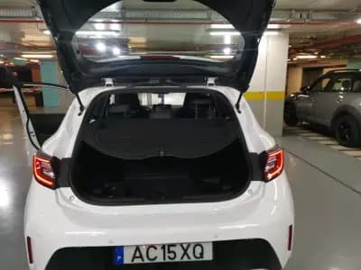 Vendo Toyota Corolla 2020 - 19900 EUR, 102528 km - AUTO.MOTO.pt