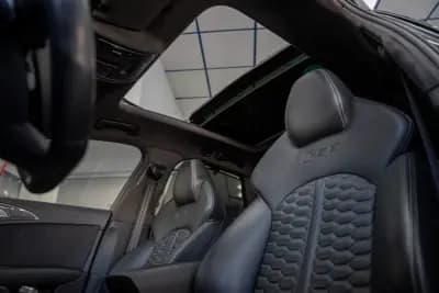 Vendo Audi RS6 Avant 2019 - 99950 EUR, 21800 km - AUTO.MOTO.pt