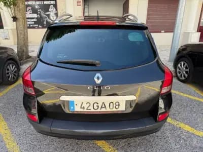 Vendo Renault Clio Break 2008 - 4900 EUR, 215000 km - AUTO.MOTO.pt