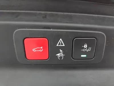 Vendo Peugeot 5008 2020 - 19900 EUR, 115000 km - AUTO.MOTO.pt