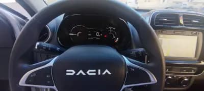 Vendo Dacia Spring 2023 - 12750 EUR, 10177 km - AUTO.MOTO.pt