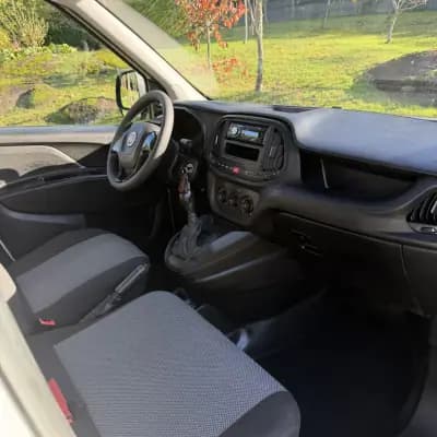 Vendo Fiat Doblo 2017 - 9990 EUR, 198000 km - AUTO.MOTO.pt