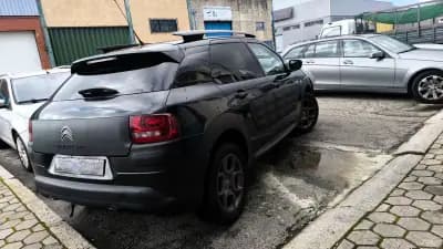 Sell Citroën C4 Cactus 2014 - 9600 EUR, 180000 km - AUTO.MOTO.pt