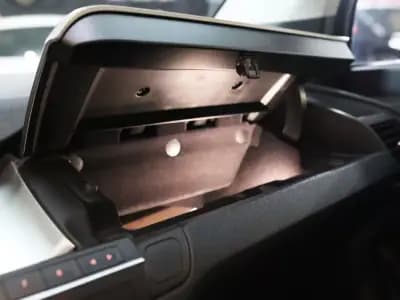 Vendo BMW i3 2022 - 23900 EUR, 47000 km - AUTO.MOTO.pt