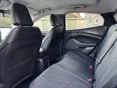 Vendo Ford Mustang Mach-E 2021 - 28990 EUR, 118000 km - AUTO.MOTO.pt