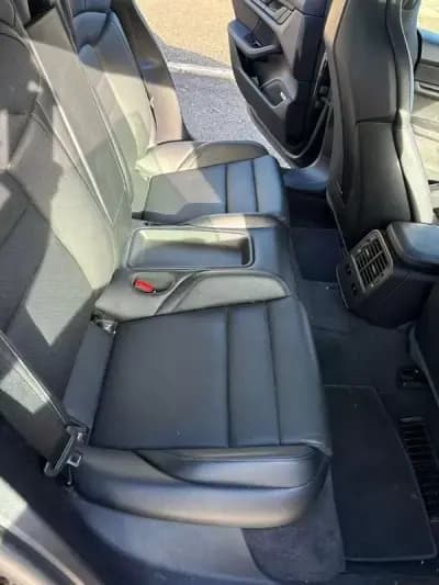 Sell Porsche Taycan 2021 - 58900 EUR, 119000 km - AUTO.MOTO.pt