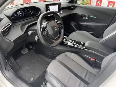 Sell Peugeot e-208 2021 - 18490 EUR, 44305 km - AUTO.MOTO.pt