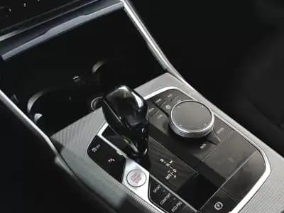 Sell BMW 318 2021 - 23900 EUR, 180484 km - AUTO.MOTO.pt