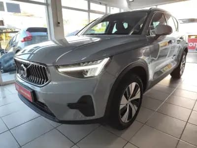 Vendo Volvo XC 40 2023 - 37650 EUR, 24400 km - AUTO.MOTO.pt
