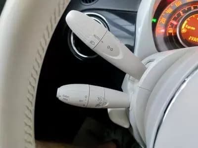 Vendo Fiat 500C 2020 - 13490 EUR, 23326 km - AUTO.MOTO.pt