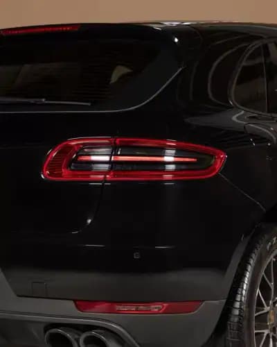 Vendo Porsche Macan 2017 - 47950 EUR, 116000 km - AUTO.MOTO.pt