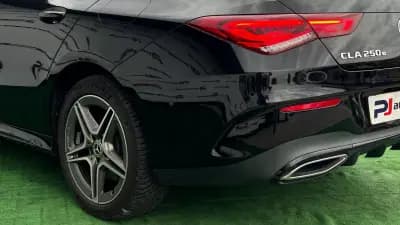 Sell Mercedes-Benz CLA 250 2021 - 29990 EUR, 135200 km - AUTO.MOTO.pt