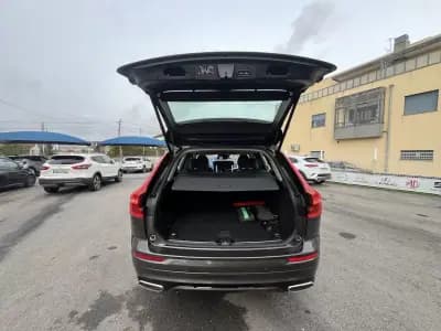 Vendo Volvo XC 60 2020 - 32750 EUR, 141000 km - AUTO.MOTO.pt