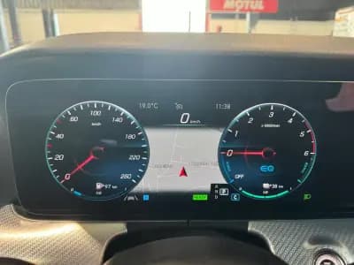 Sell Mercedes-Benz E 300 2021 - 39990 EUR, 84362 km - AUTO.MOTO.pt