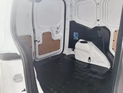 Sell Ford Transit Courier 2020 - 10990 EUR, 129167 km - AUTO.MOTO.pt