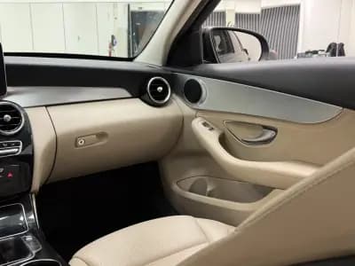 Vendo Mercedes-Benz C 200 2014 - 15890 EUR, 213000 km - AUTO.MOTO.pt