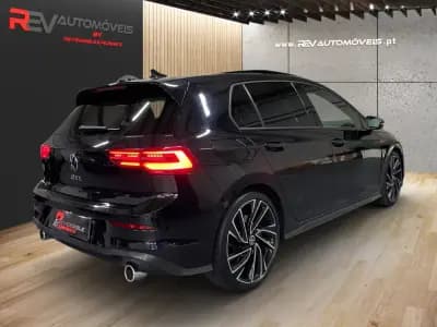 Sell Volkswagen Golf 2021 - 31950 EUR, 128500 km - AUTO.MOTO.pt