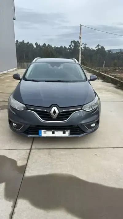 Sell Renault Mégane 2019 - 7000 EUR, 310000 km - AUTO.MOTO.pt