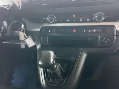 Sell Toyota Proace Verso 2022 - 32900 EUR, 119000 km - AUTO.MOTO.pt