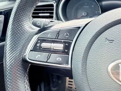 Vendo Kia ProCeed 2019 - 22490 EUR, 127000 km - AUTO.MOTO.pt