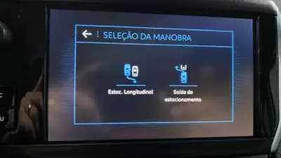 Vendo Peugeot 2008 2018 - 12990 EUR, 144000 km - AUTO.MOTO.pt